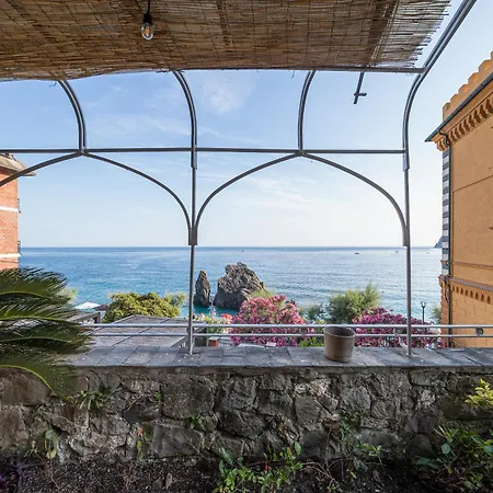 Apartment The Dream 3 *